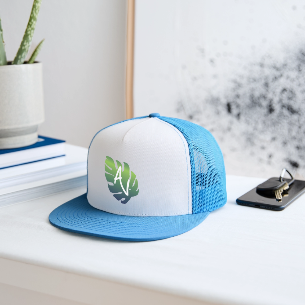 Adventure Villa Classic Trucker hat - white/blue