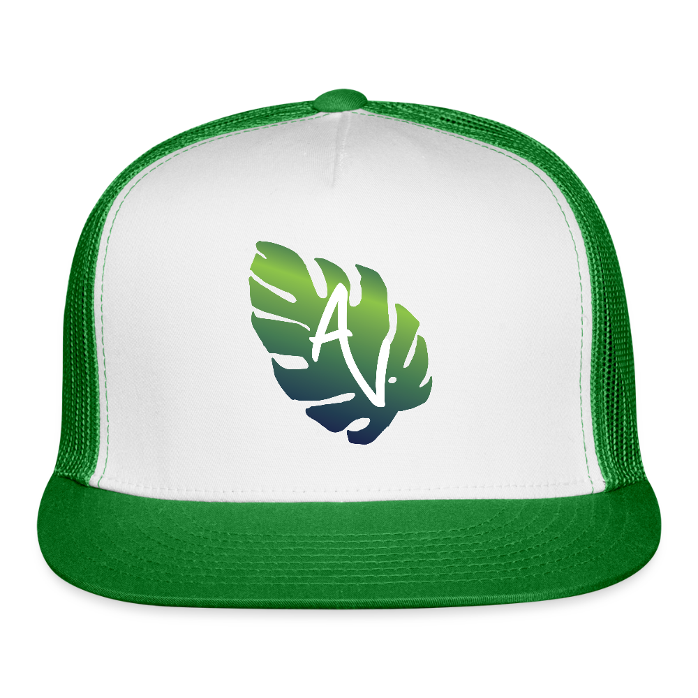 Adventure Villa Classic Trucker hat - white/kelly green