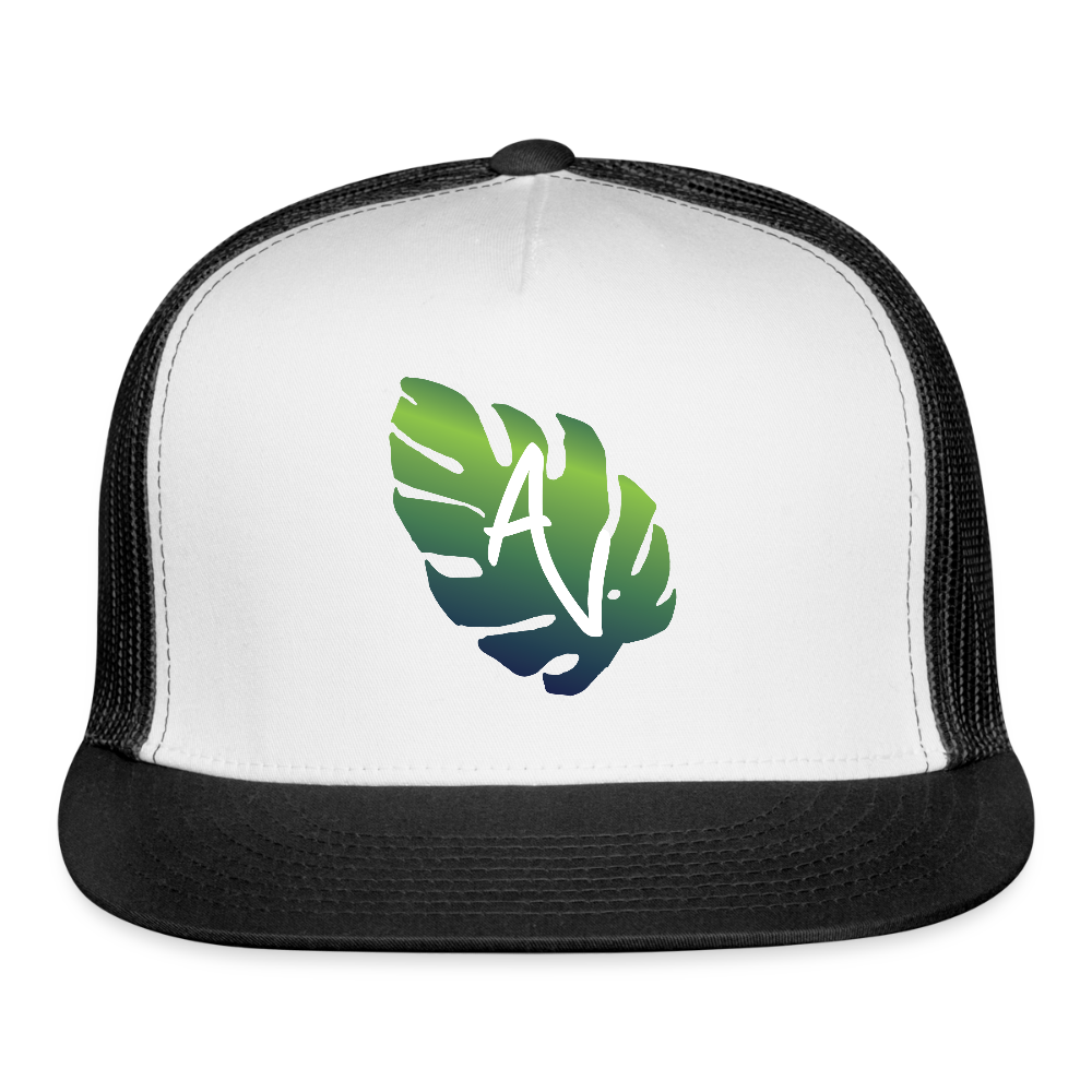 Adventure Villa Classic Trucker hat - white/black